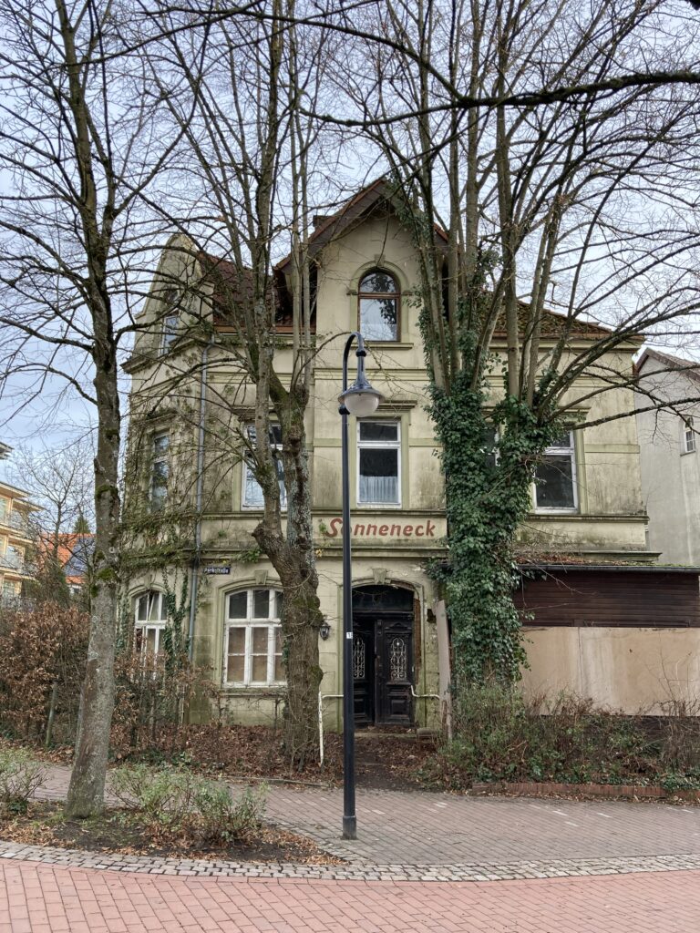 Sonneneck. Leerstand